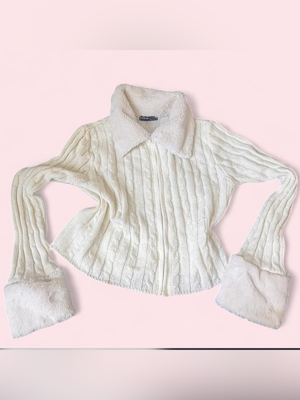 Y2K white fluffy sweater
